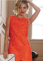 Sienna Miller présente la tendance Éclats de couleurs - Caroll